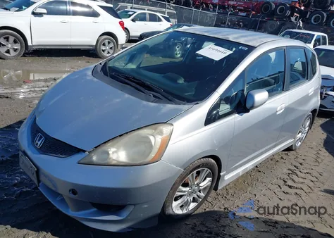 2011 Honda Fit Sport z USA, uszkodzony, nr VIN JHMGE8H54BS007649